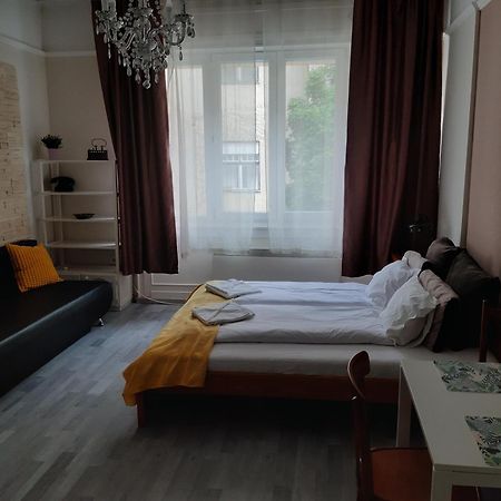 Bpr Deco Relic Studio Budapest Luaran gambar